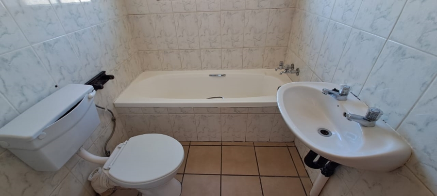 To Let 2 Bedroom Property for Rent in Morelig Free State